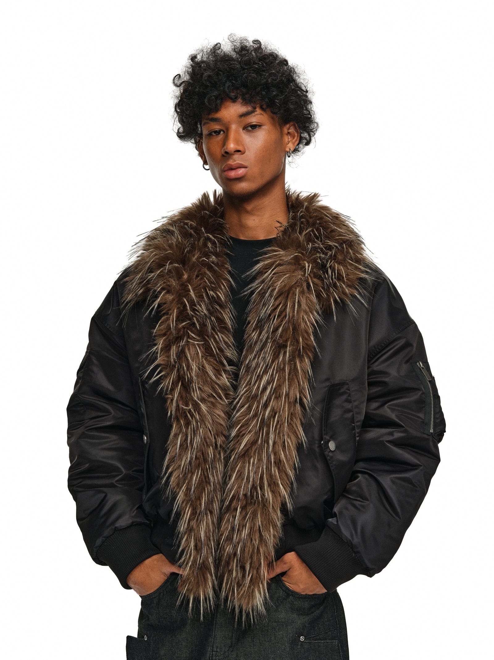 Black / NOV 23 -20:00 JST COMING SOON Faux Fur Collar Jacket