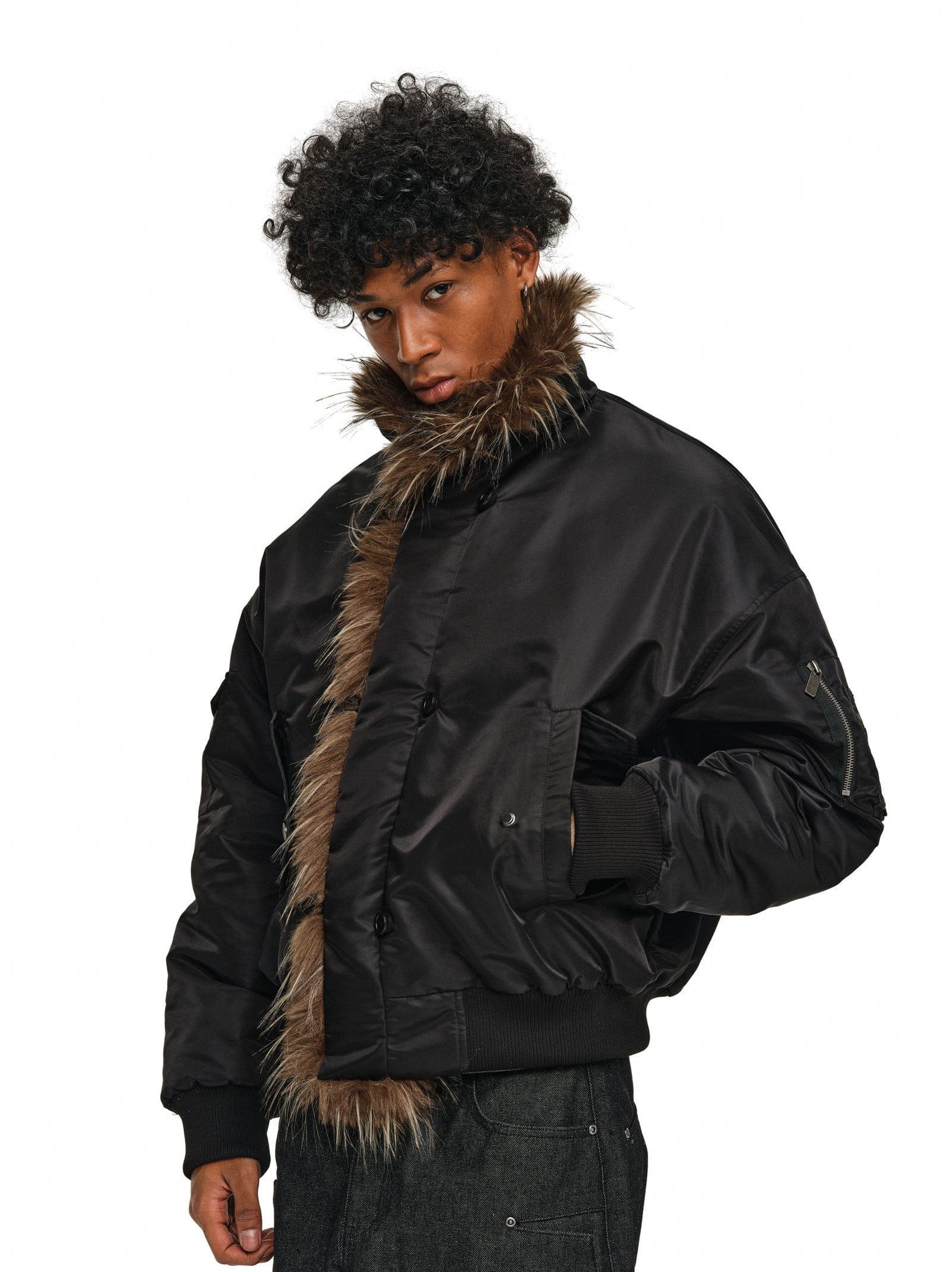 Black / NOV 23 -20:00 JST COMING SOON Faux Fur Collar Jacket